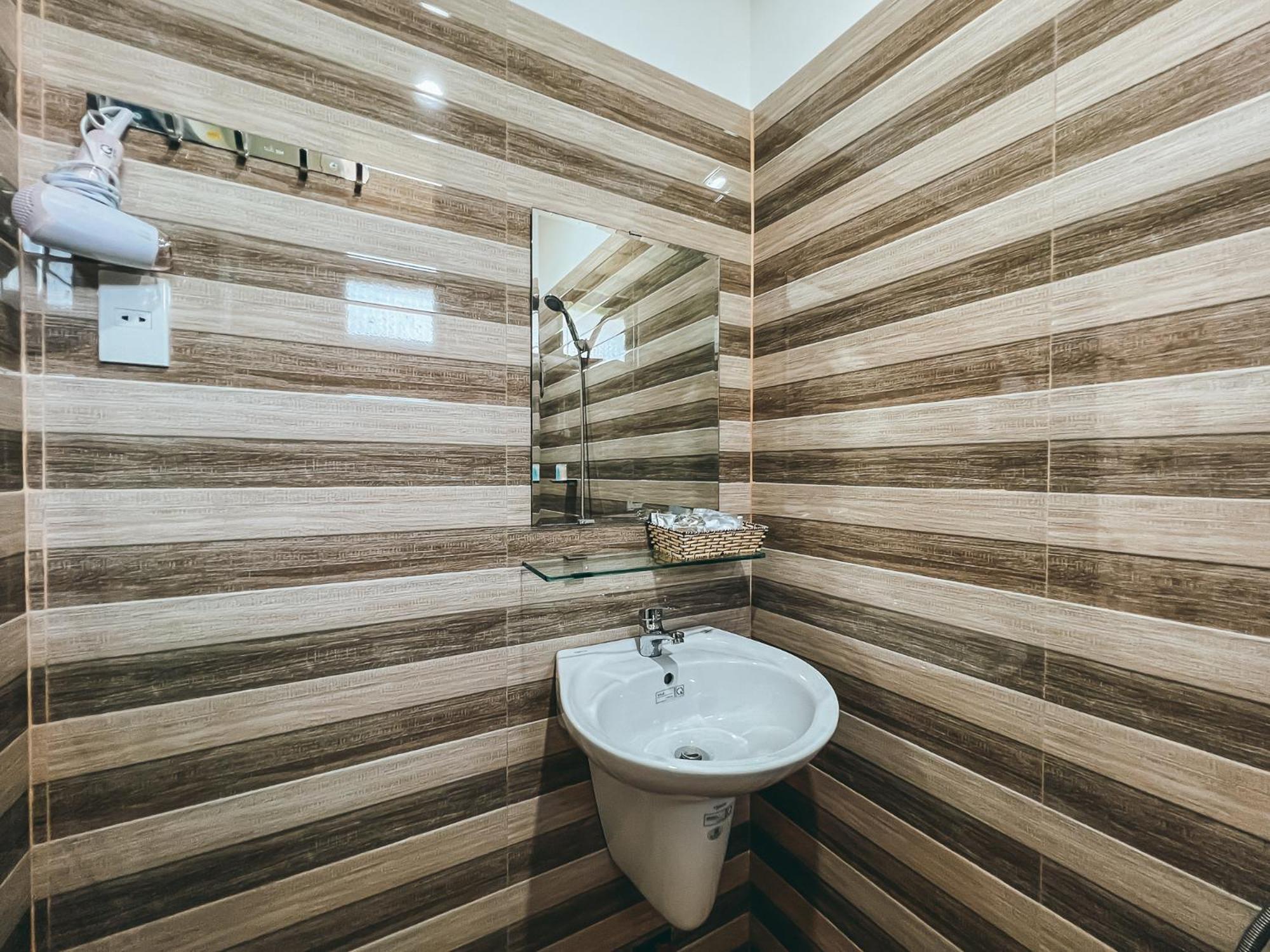 Bazan Home - Hotel & Bungalow Plây Ku Cameră foto