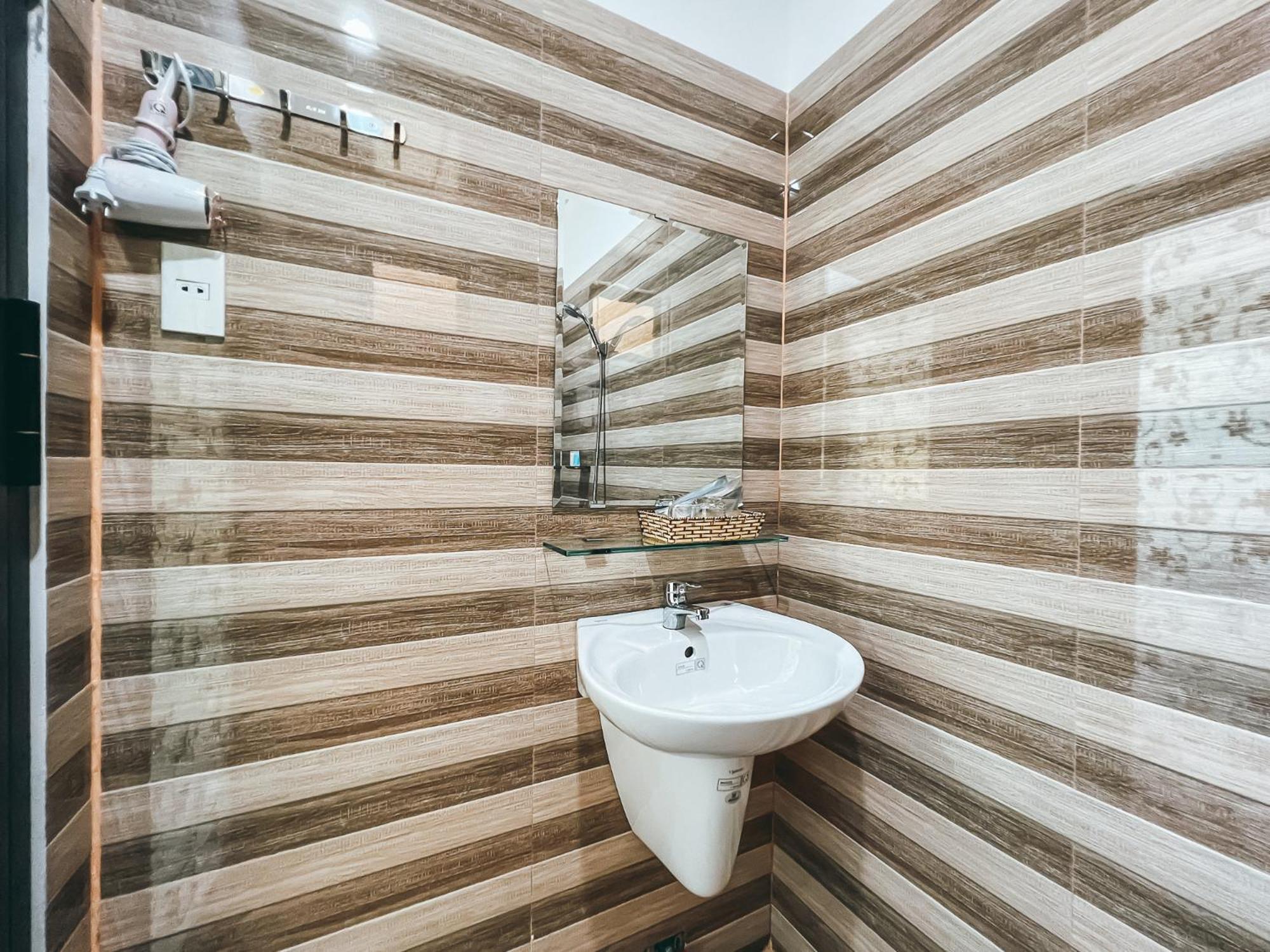 Bazan Home - Hotel & Bungalow Plây Ku Cameră foto